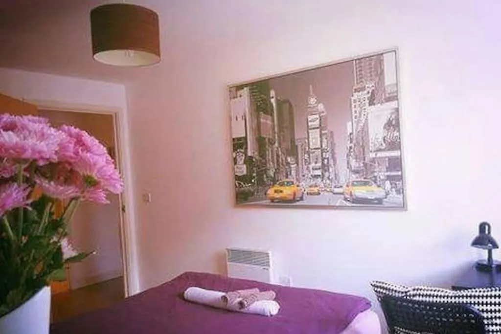 Superhost 1 Bedroom Flat 15 Mins To Center,Zone 2 London