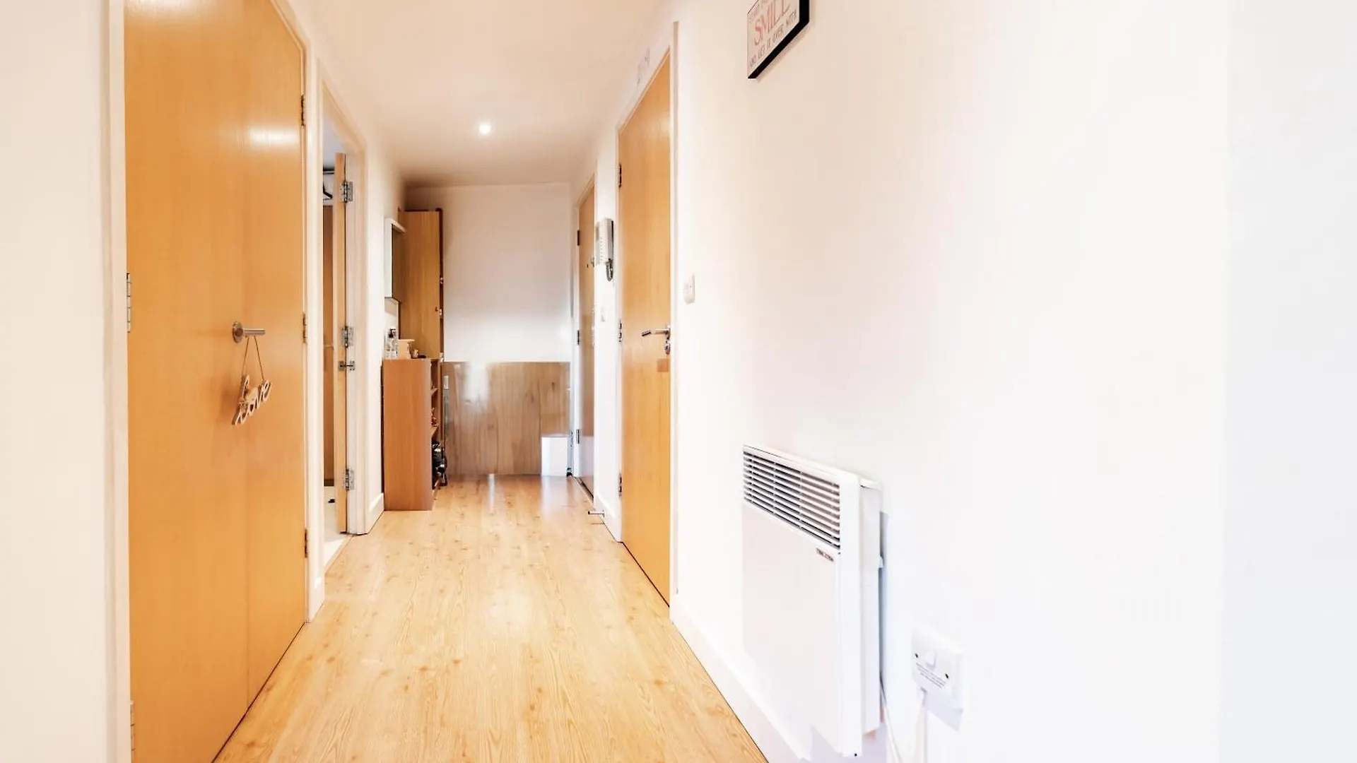 Superhost 1 Bedroom Flat 15 Mins To Center,Zone 2 London