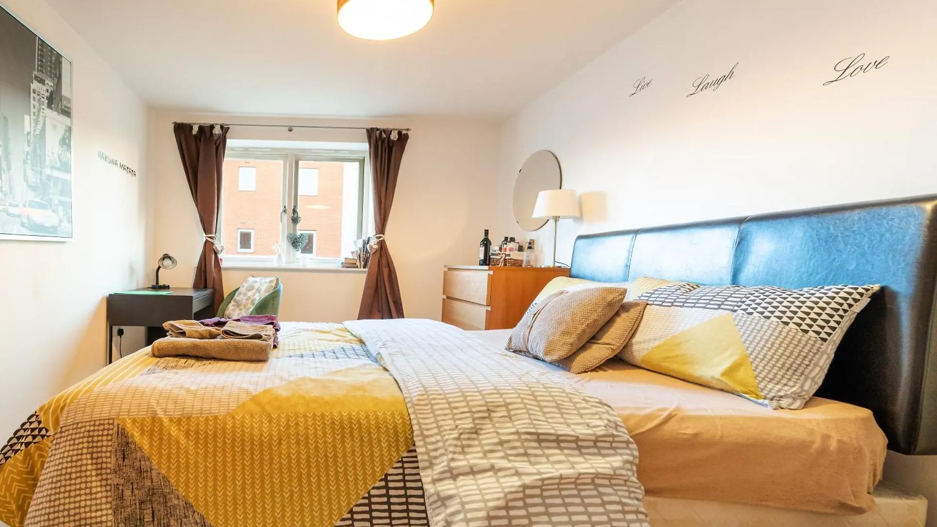 Superhost 1 Bedroom Flat 15 Mins To Center,Zone 2 London